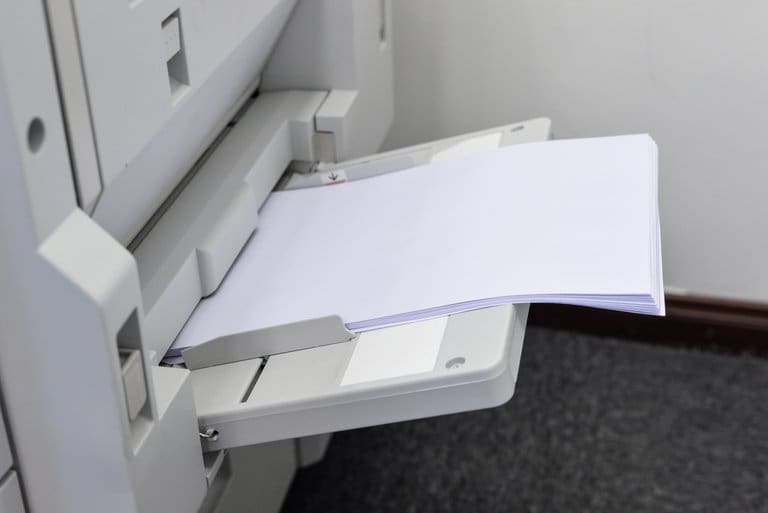 Những điều không nên làm khi sửa lỗi kẹt giấy máy in 3 printer paper
